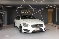 Mercedes-Benz-CLA 220 Imagem Principal