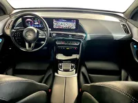 Mercedes-Benz-EQC detalhes 2