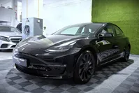 Tesla-Model 3 detalhes 2