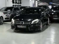 Mercedes-Benz-A 180 detalhes 1
