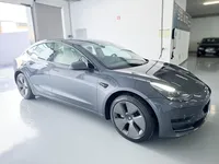 Tesla-Model 3 detalhes 1
