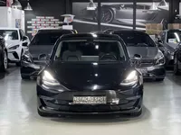 Tesla-Model 3 detalhes 2