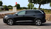 Peugeot-5008 detalhes 1