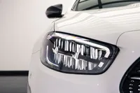 Mercedes-Benz-E 300 detalhes 2