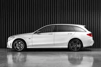 Mercedes-Benz-C 300 detalhes 1