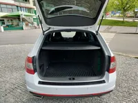 Skoda-Octavia Break detalhes 2