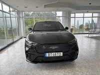 Ford-Mustang Mach-E detalhes 2