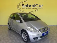 Mercedes-Benz-A 200 detalhes 1