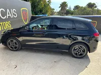 Mercedes-Benz-B 250 detalhes 1