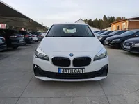 BMW-216 Active Tourer detalhes 2