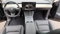 Tesla-Model Y detalhes 2