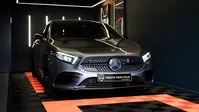 Mercedes-Benz-180 detalhes 2
