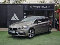 BMW-216 Active Tourer detalhes 2