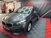 BMW-216 Active Tourer detalhes 2