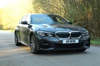 BMW-320 detalhes 2