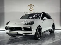 Porsche-Cayenne Imagem Principal