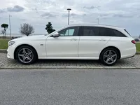 Mercedes-Benz-E 300 detalhes 2
