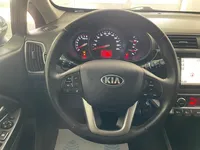 Kia-Rio detalhes 1