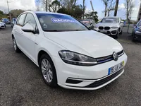 Volkswagen-Golf detalhes 1