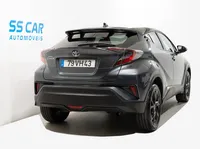 Toyota-C-HR detalhes 1