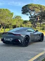 Aston Martin-Vantage Coupe detalhes 1