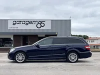 Mercedes-Benz-E 220 detalhes 1