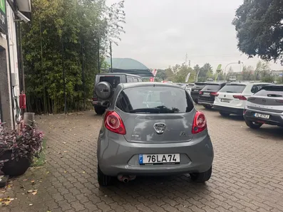 Small Image 1