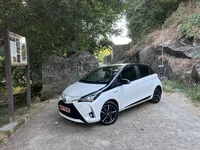 Toyota-Yaris Imagem Principal