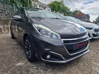 Peugeot-208 detalhes 1