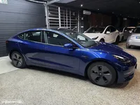 Tesla-Model 3 detalhes 1