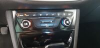Opel-Astra Sports Tourer detalhes 2