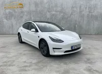 Tesla-Model 3 detalhes 1