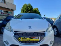 Peugeot-208 detalhes 1