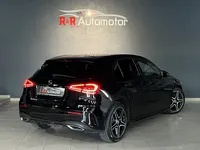 Mercedes-Benz-A 180 detalhes 1