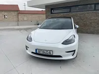 Tesla-Model 3 Imagem Principal