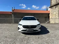 Opel-Insignia Sports Tourer detalhes 1