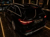 Mercedes-Benz-C 300 detalhes 2