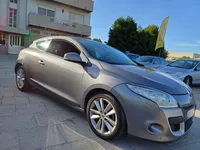 Renault-Megane Coupe detalhes 1