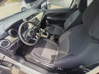 Nissan-Micra detalhes 2