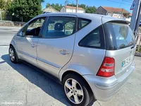 Mercedes-Benz-A 170 detalhes 1