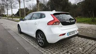 Volvo-V40 detalhes 1