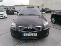 Toyota-Avensis detalhes 1