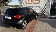 Mercedes-Benz-A 200 detalhes 2