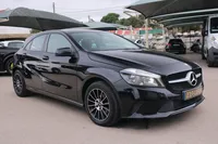 Mercedes-Benz-A 160 detalhes 2