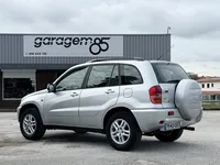 Toyota-RAV4 detalhes 2