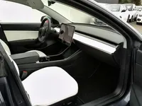 Tesla-Model 3 detalhes 1