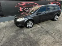 Opel-Astra Sports Tourer detalhes 1