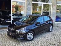 Skoda-Fabia Imagem Principal