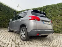 Peugeot-2008 detalhes 2