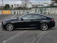 Mercedes-Benz-E 300 detalhes 1